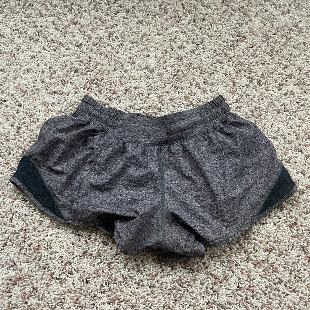 LULULEMON GRAY SHORTS